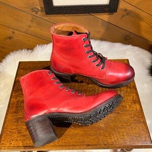 Frye Sabrina Burnt Red Lace Up Boots